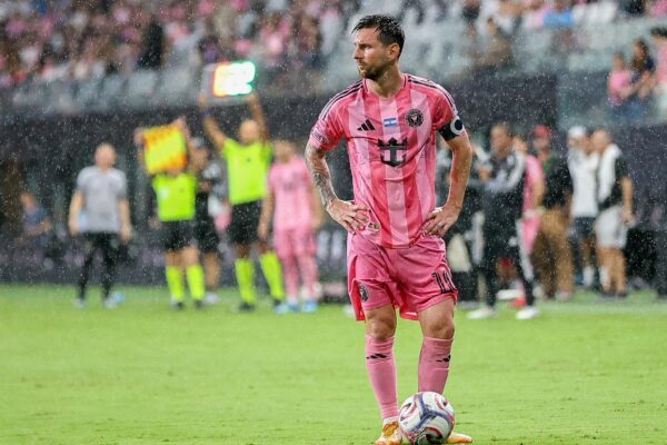 Lionel Messi stand nach dem Tod seines Vaters Jorge erstmals wieder für Inter Miami auf dem Platz. (Archivbild)