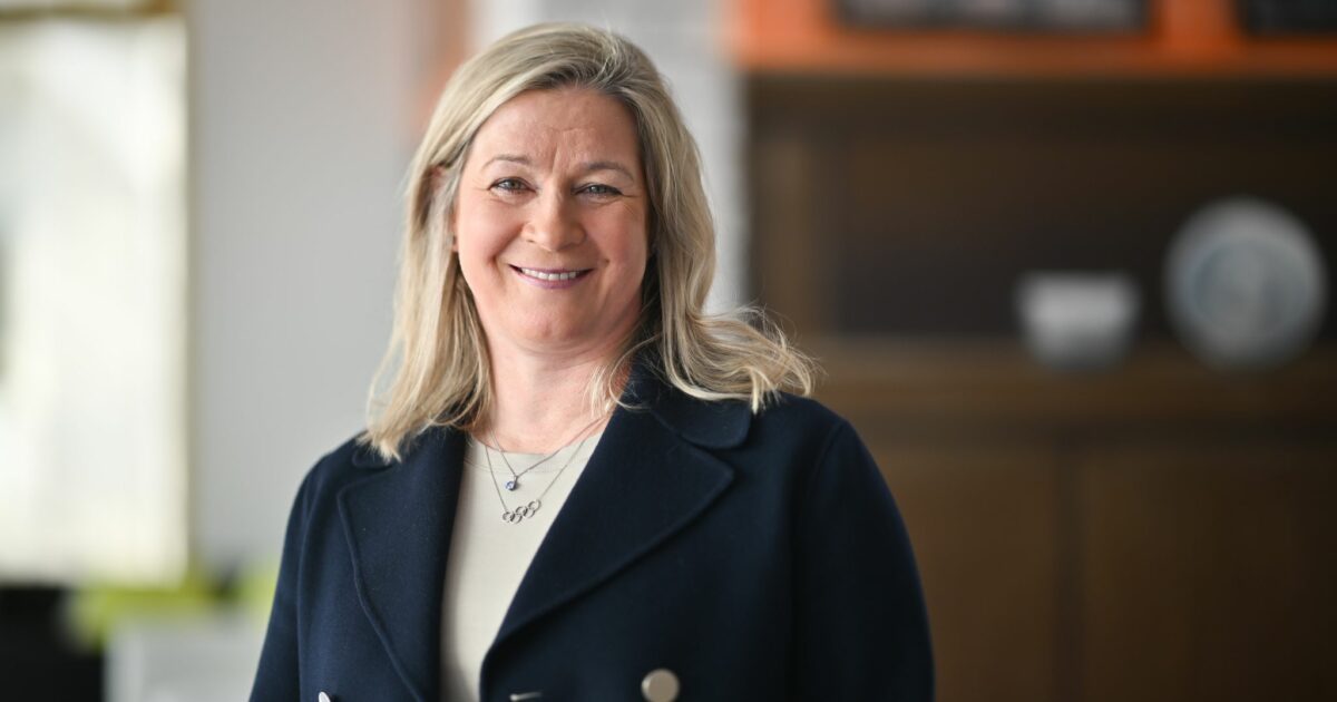 Die neue Eisschnelllauf-Bundestrainerin Claudia Pechstein hat sich offen für ein Gespräch über eine mögliche Berufung zur Staatsministerin für Sport und Ehrenamt gezeigt. (Archivbild)