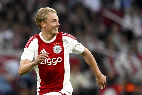 Julian Brandt lief erstmal nach seinem Wechsel für Ajax Amsterdam auf.