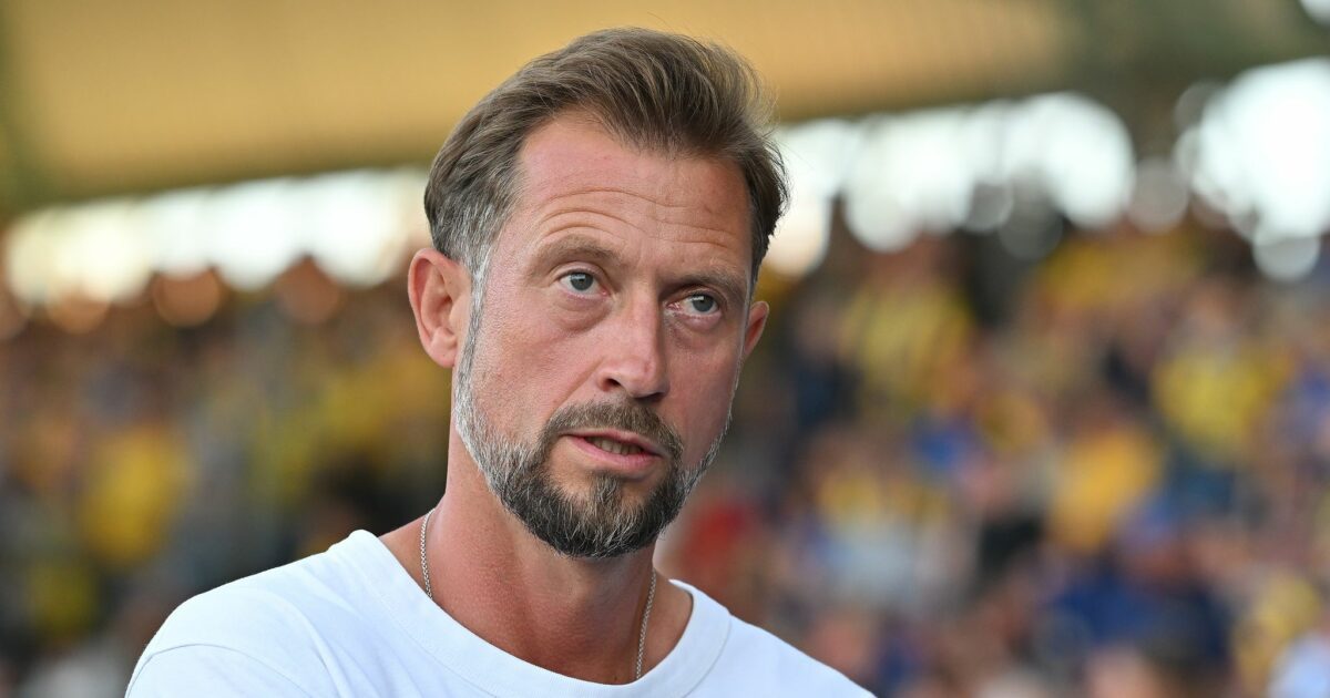 Eintracht-Coach Lars Kornetka und sein Team sind wieder auf dem Boden der Tatsachen angekommen.