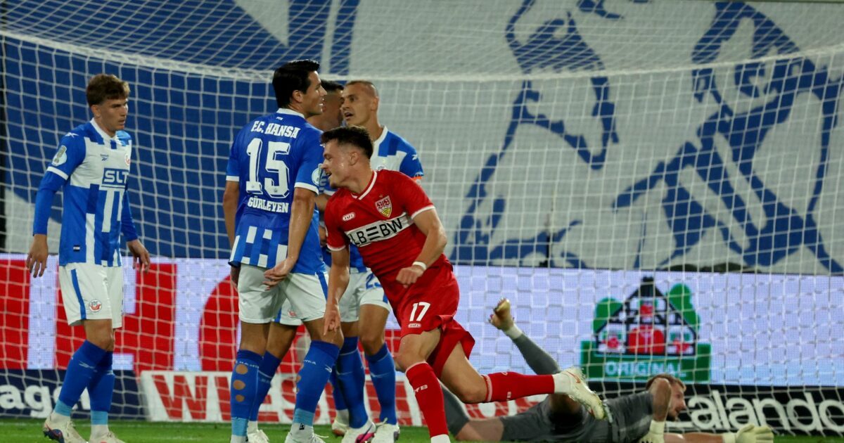 Dzenan Pejcinovic schießt gleich in seinem ersten Pflichtspiel für den VfB Stuttgart drei Tore.