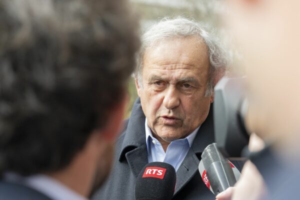 Michel Platini kritisierte FIFA-Boss Gianni Infantino scharf. (Archivbild)