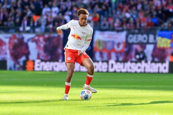 Schulterverletzung: Assan Ouédraogo könnte den Pflichtspielstart bei RB Leipzig verpassen. (Archivbild)