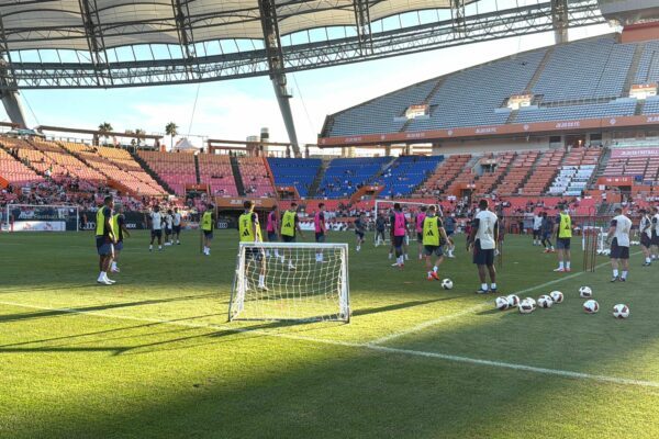 Der FC Bayern trainierte in Südkorea vor Zuschauern.