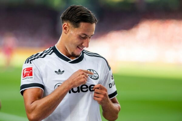 Drei Tore zum Saisonauftakt: Younes Ebnoutalib ist der Eintracht-Mann des Spiels.