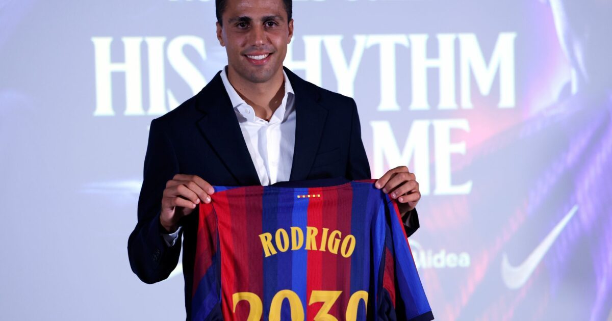 Spaniens Weltmeister Rodri spielt künftig für den FC Barcelona.