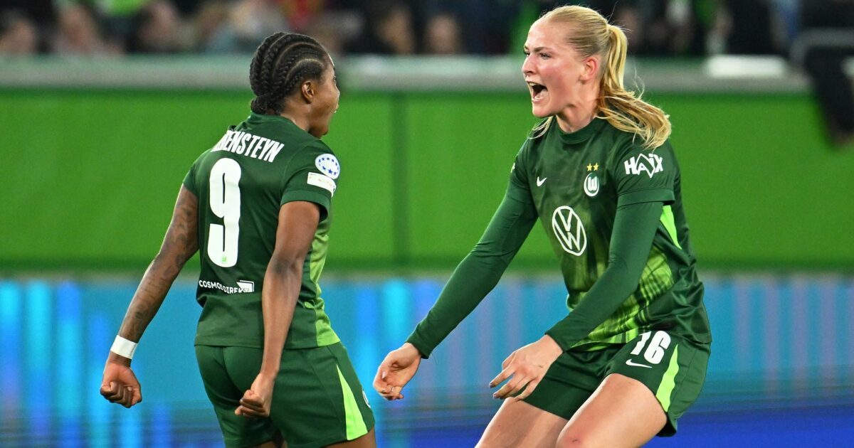 Camilla Küver (r) traf zum 2:0 für den VfL Wolfsburg. (Archivbild)