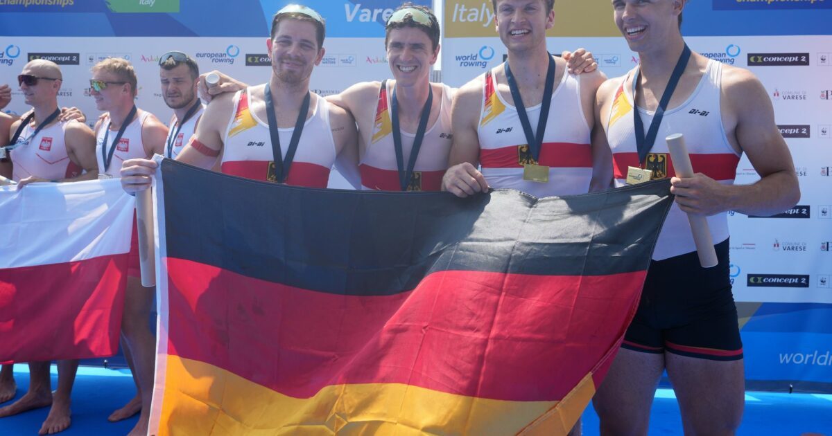 Nach EM-Gold konnte der deutsche Doppelvierer der Männer auch bei der WM jubeln. (Archivbild)