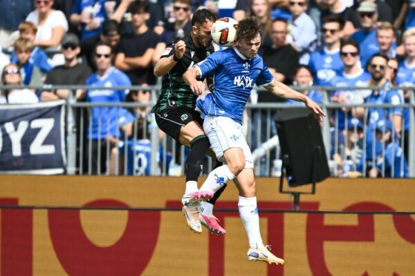 Enges Spiel zwischen Darmstadt 98 und Hannover 96.