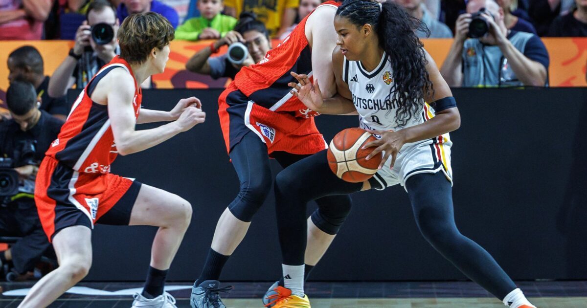 Nyara Sabally und die deutschen Basketballerinnen sind bei der WM wieder auf Kurs.