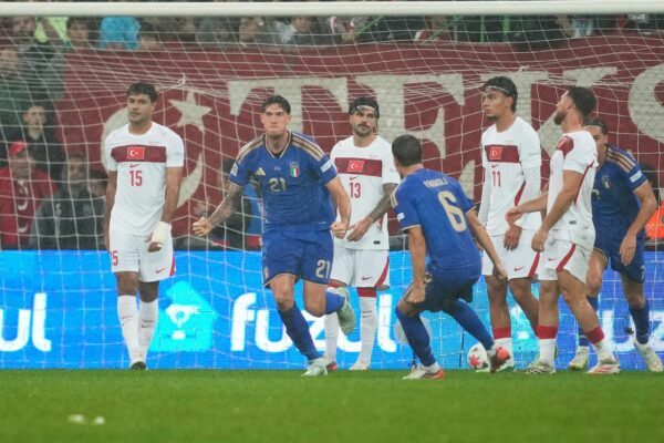 Die Italiener jubeln über ihren ersten Treffer in der Türkei.