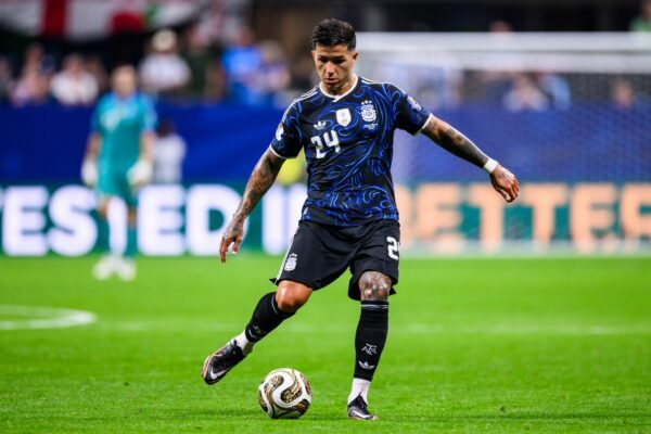 Enzo Fernández wechselt  innerhalb der Premier League. (Archivbild)