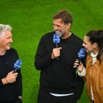 TV-Experte Bastian Schweinsteiger zusammen mit Bundestrainer Jürgen Klopp und ARD-Moderatorin Esther Sedlaczek vor dem Länderspiel gegen Griechenland.