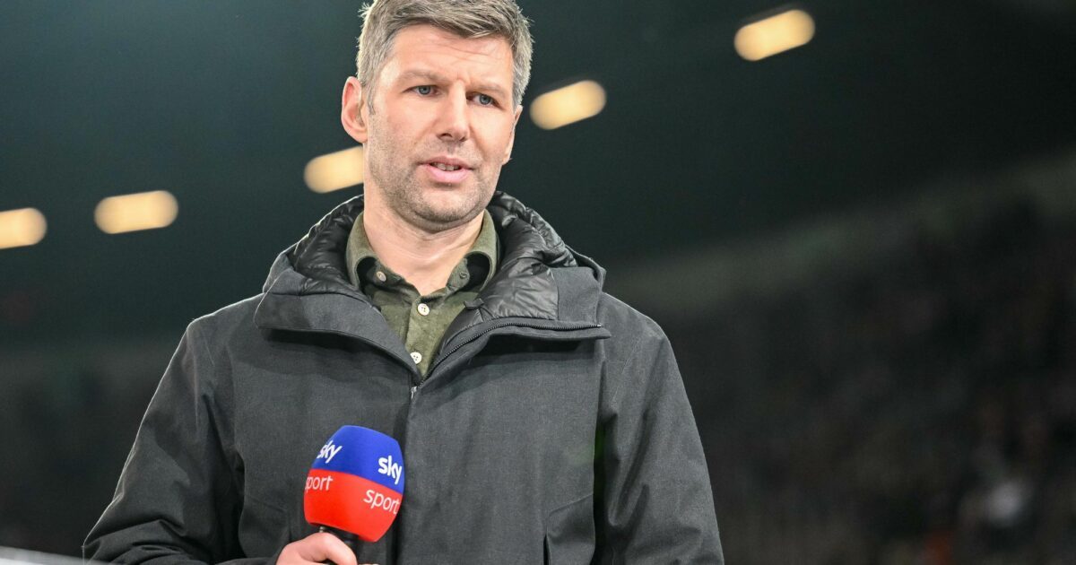 Thomas Hitzlsperger erinnert sich in einem Podcast an eine schwierige Zeit vor seinem Coming-out. (Archivbild)