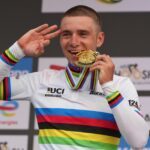Remco Evenepoel will als erster Mann Doppel-Weltmeister werden. (Archivbild)