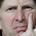 Die Verpflichtung von Mike Babcock als Trainer der Edmonton Oilers ist umstritten. (Archiv-Foto)