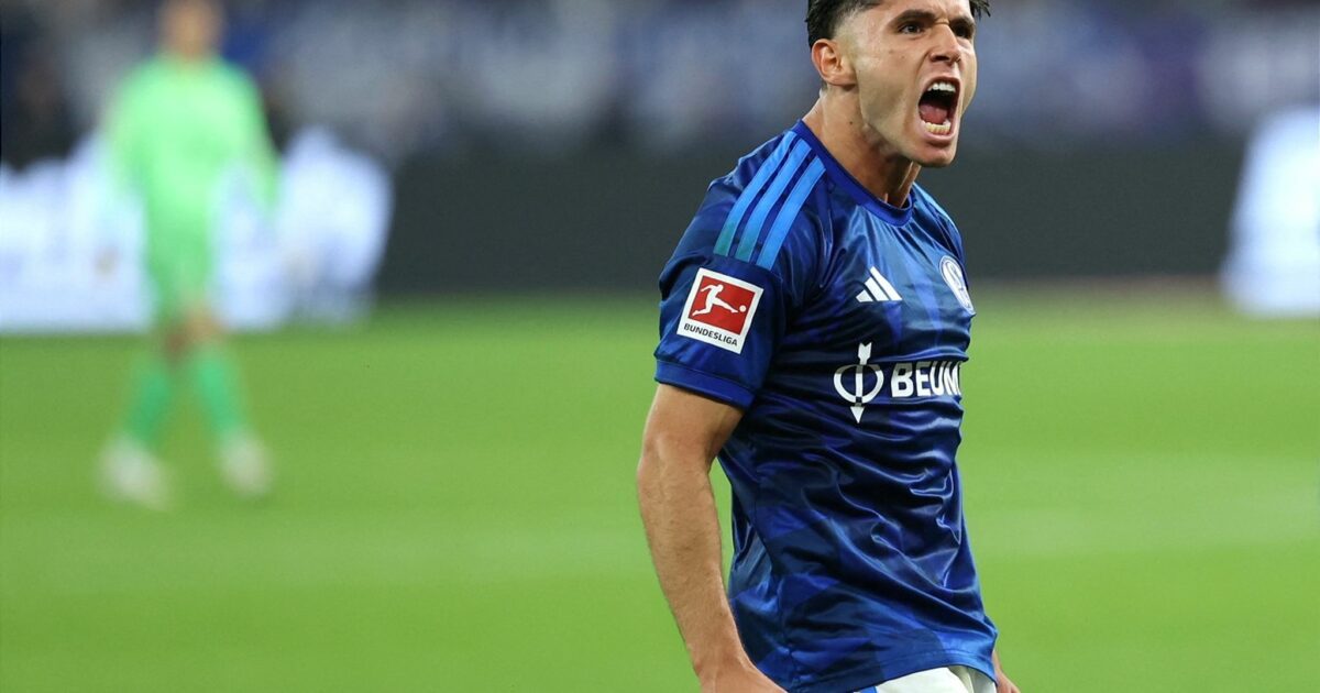 Schalke-Profi Soufiane El-Faouzi ist für die marokannische Nationalmannschaft nominiert. (Archivbild)