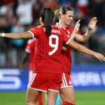 Nationalstürmerin Klara Bühl (r.): Wichtiges 1:0 bei Benfica Lissabon. (Archivbild)