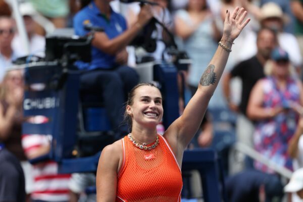 Aryna Sabalenka berichtet über Marihuanageruch auf dem Platz.