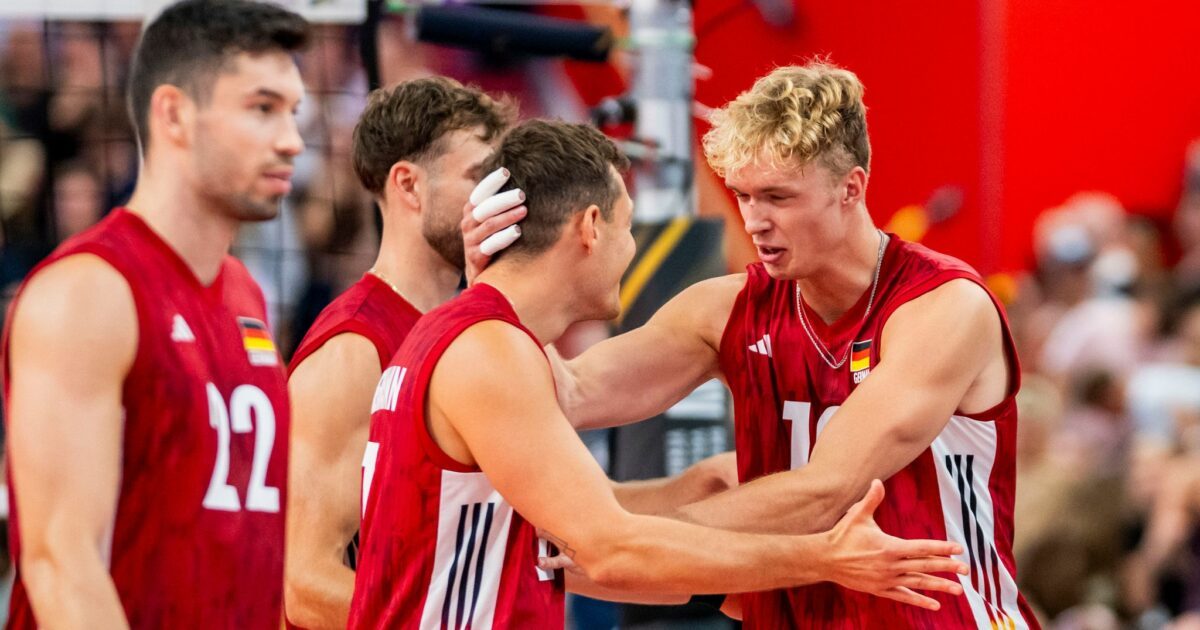 Zimmermann (l) und Brehme lobten die Moral des Teams. (Archivbild)