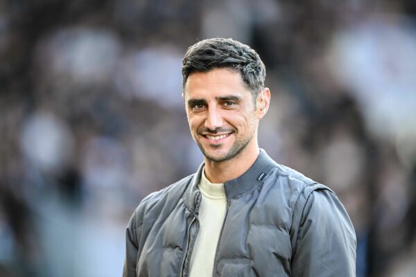Der frühere Gladbach-Kapitän Lars Stindl hat sich zur Kritik von Tim Kleindienst nach der Heimniederlage gegen die SV Elversberg geäußert.