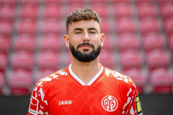 Marco Richter trainiert bei Mainz 05 weiter mit - ohne zum Kader zu gehören. (Archivbild)
