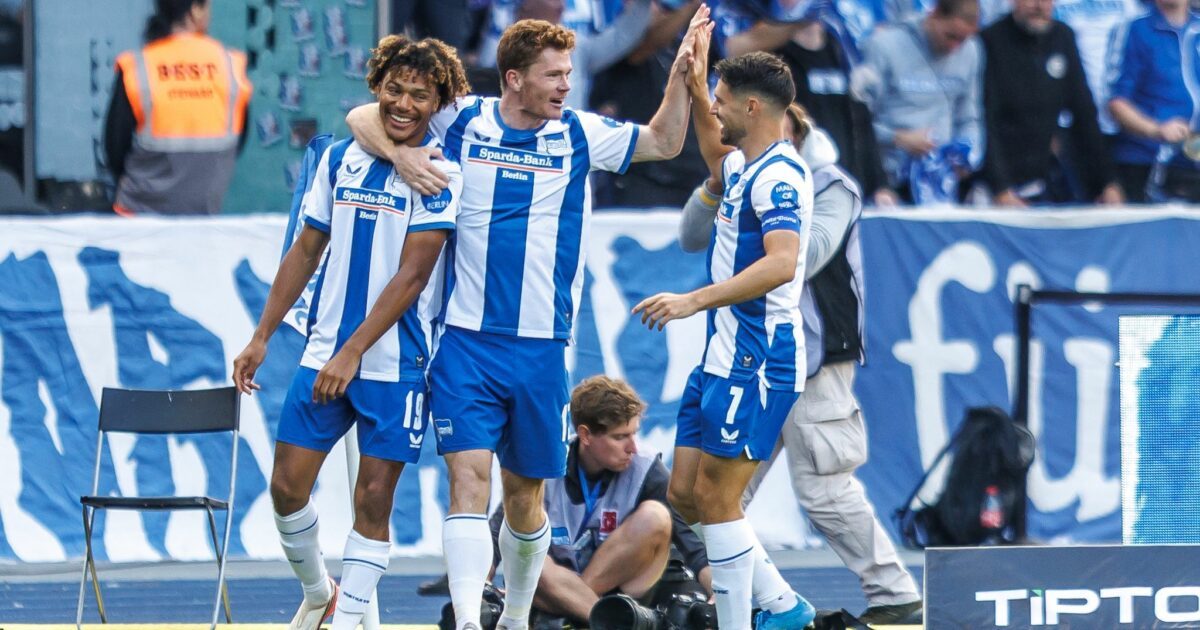 Adewumi (l.) ist für Hertha BSC derzeit Gold wert.
