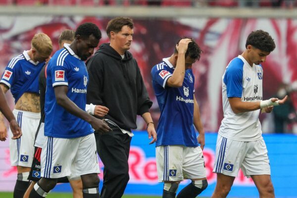 Enttäuschung in Leipzig: Der HSV verliert schon wieder hoch.
