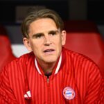 Christoph Freund hat seinen Vertrag in München verlängert. (Archivbild)