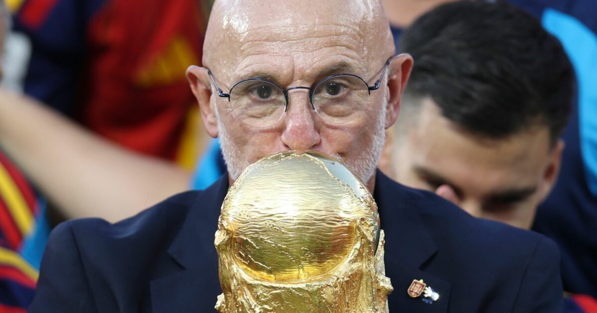 Spaniens Trainer Luis de la Fuente setzt auf bewährte Kräfte. (Archivbild)