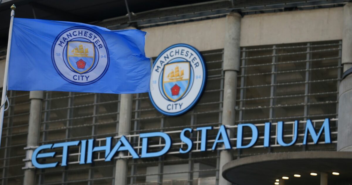 Manchester City ist wegen Verstößen gegen die Finanzregeln der Premier League zwischen den Spielzeiten 2009/10 und 2017/18 für schuldig befunden worden. (Symbolbild)