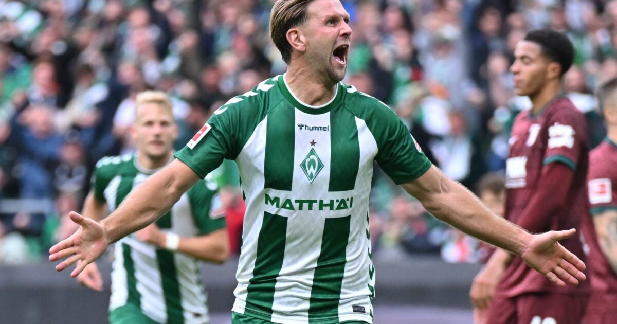 Niclas Füllkrug jubelt über sein Tor gegen Augsburg.