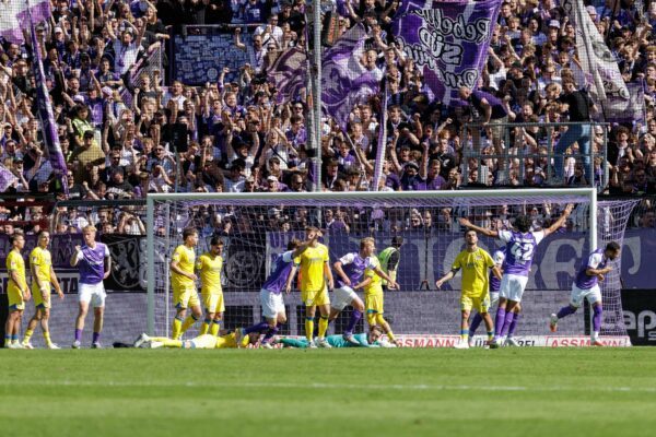 Osnabrücker Jubel gegen Braunschweig.