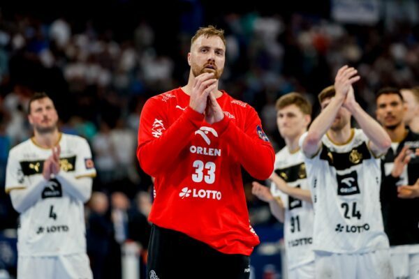 Der THW Kiel ist neuer Tabellenführer der Handball-Bundesliga. (Archivbild)
