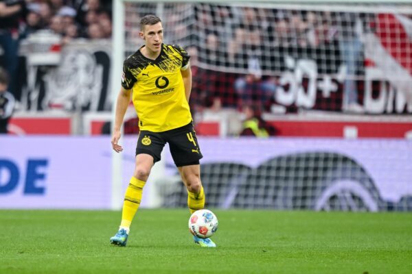 Nico Schlotterbeck steht gegen Paderborn in der BVB-Startelf. (Archivbild)