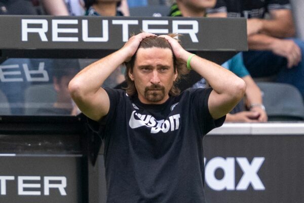 Droht das Duell mit den Bayern zu verpassen: Trainer Vincent Wagner von der SV Elversberg. (Archivbild)