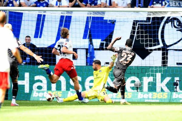 Brachte Mainz 05 in Führung: Sheraldo Becker (r).