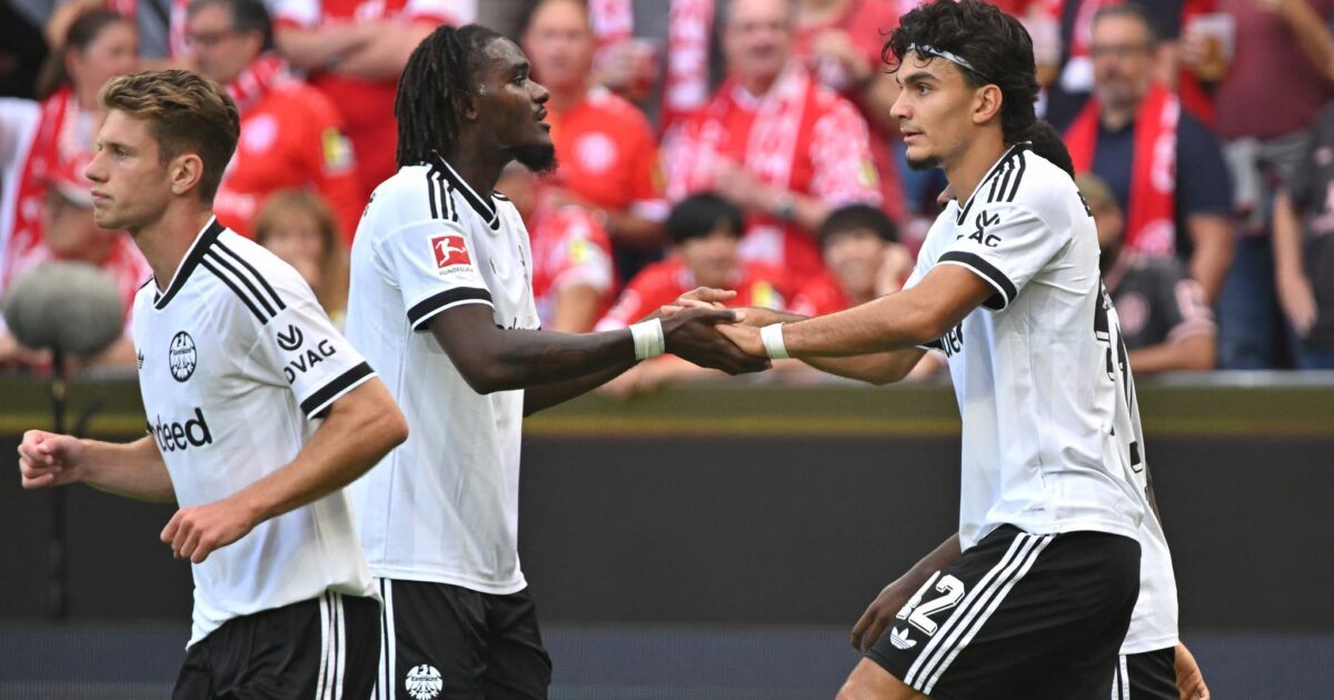 Can Uzun traf beim Frankfurter Sieg in Mainz doppelt.
