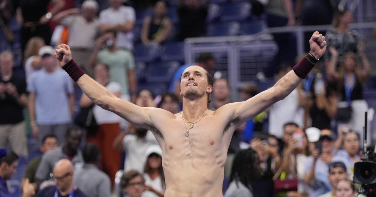 Alexander Zverev feiert seinen zweiten Fünfsatz-Sieg bei den US Open.
