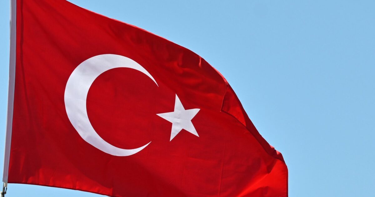 Razzien beim türkischen Schiedsrichterausschuss führten zu sieben Festnahmen.