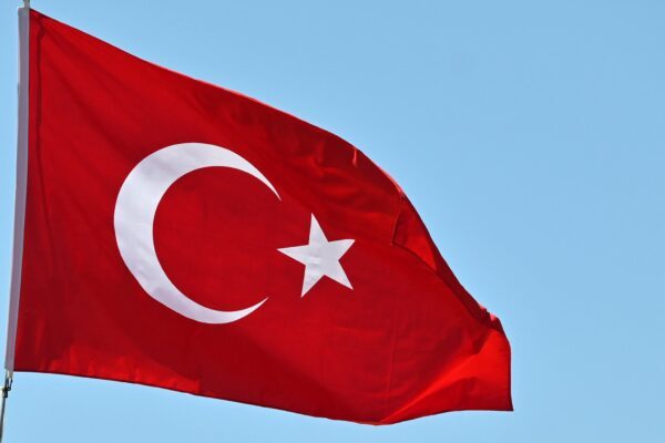 Razzien beim türkischen Schiedsrichterausschuss führten zu sieben Festnahmen.