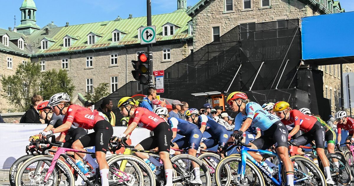 Das Peloton des Frauenrennens bei der Rad-WM.