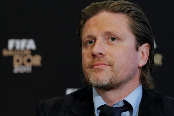 Emmanuel Petit lässt seine Wut angesichts der Krawalle in Frankreich raus. (Archivbild)