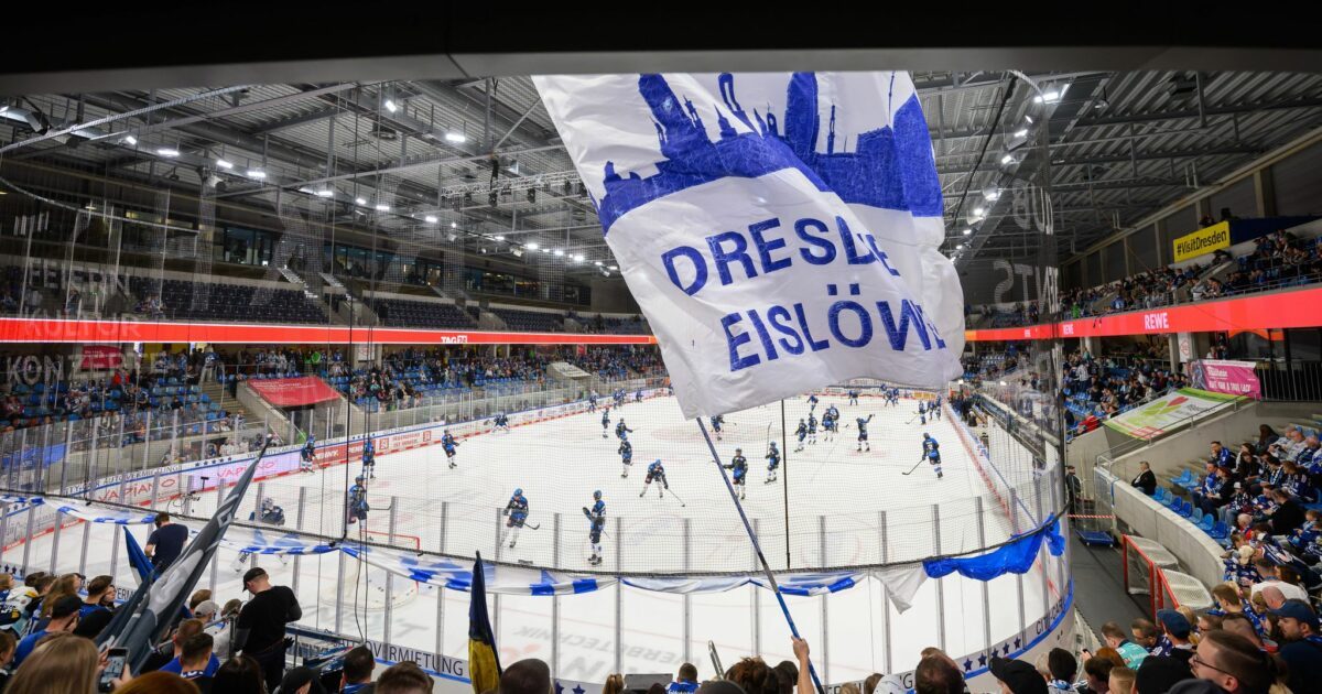 Die Joynext Arena der Eislöwen musste nach einem Alarm evakuiert werden. (Archivbild)