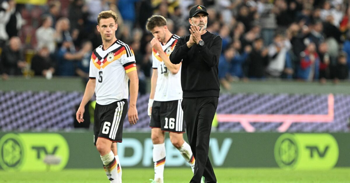 Nationalmannschaftskapitän Joshua Kimmich (links) und Bundestrainer Jürgen Klopp. (Archivbild)