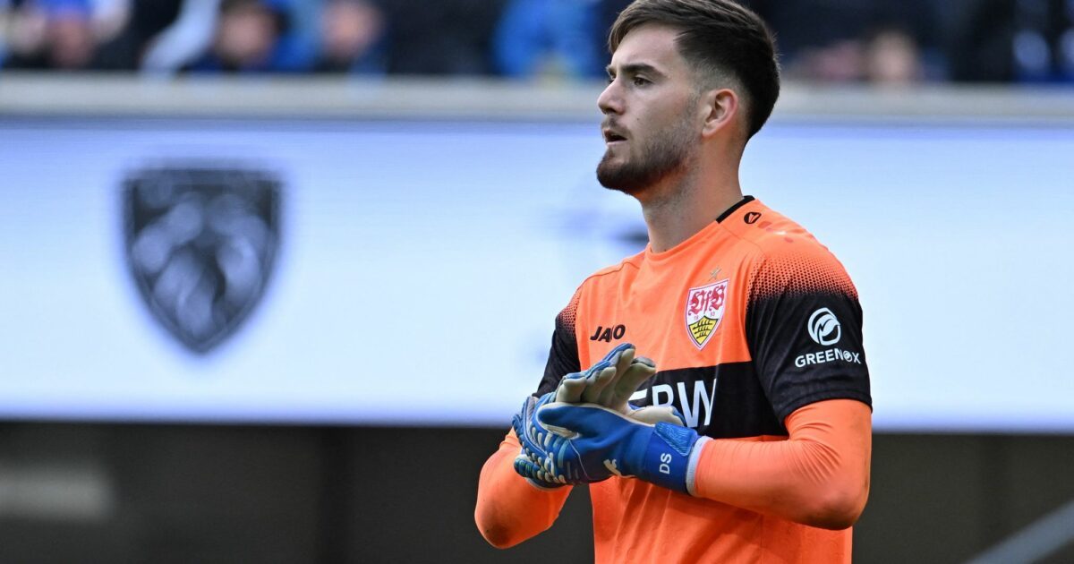 Stuttgarts Torwart Dennis Seimen feierte an alter Wirkungsstätte sein Bundesliga-Debüt.