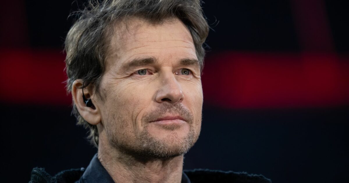 Jens Lehmann äußert sich zu Jonas Urbig. (Archivbild)