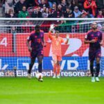 Patzte beim 0:1 gegen Augsburg: Bayern-Torwart Manuel Neuer