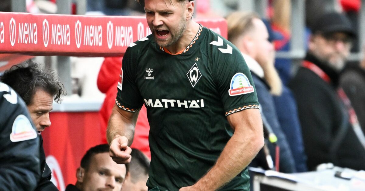 Niclas Füllkrug sieht die Debatte um ein mögliches DFB-Comeback locker.