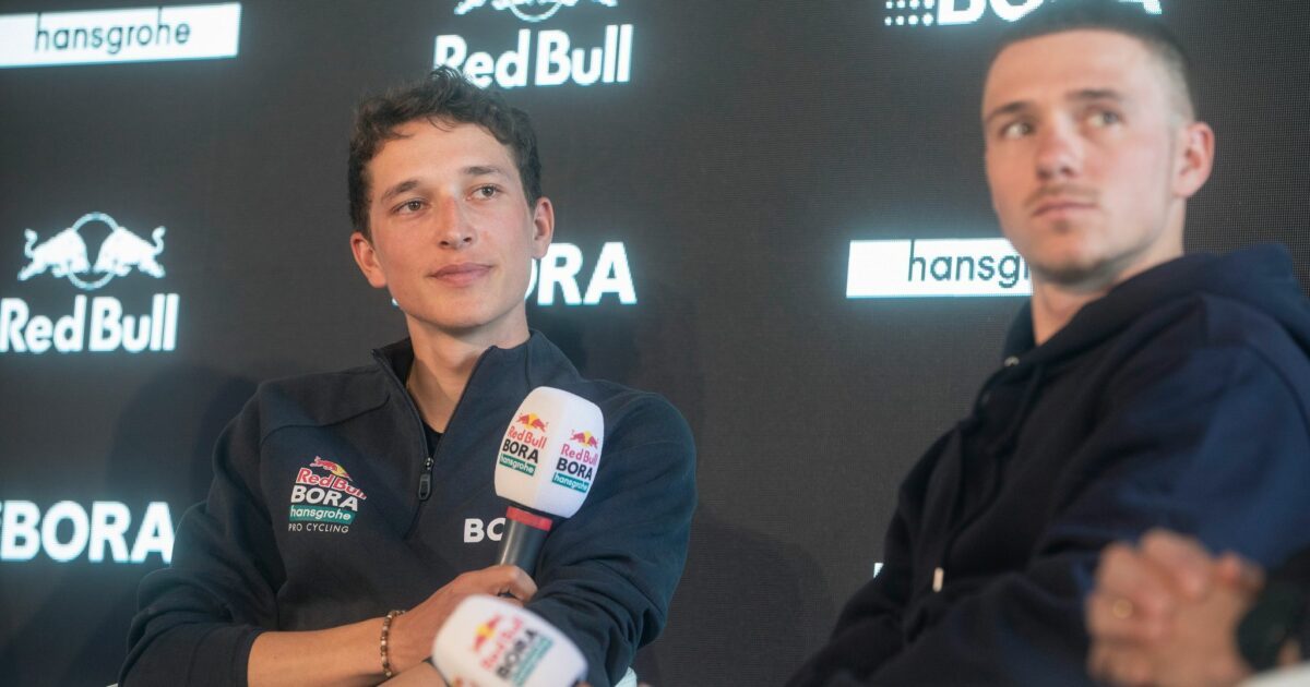 Florian Lipowitz (l) und Remco Evenepoel starteten in diesem Jahr gemeinsam bei der Tour. (Archivbild)